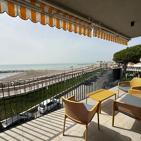 Nuovo Residence Serenissima Frontemare - Agenzia Cocal Καόρλε Εξωτερικό φωτογραφία
