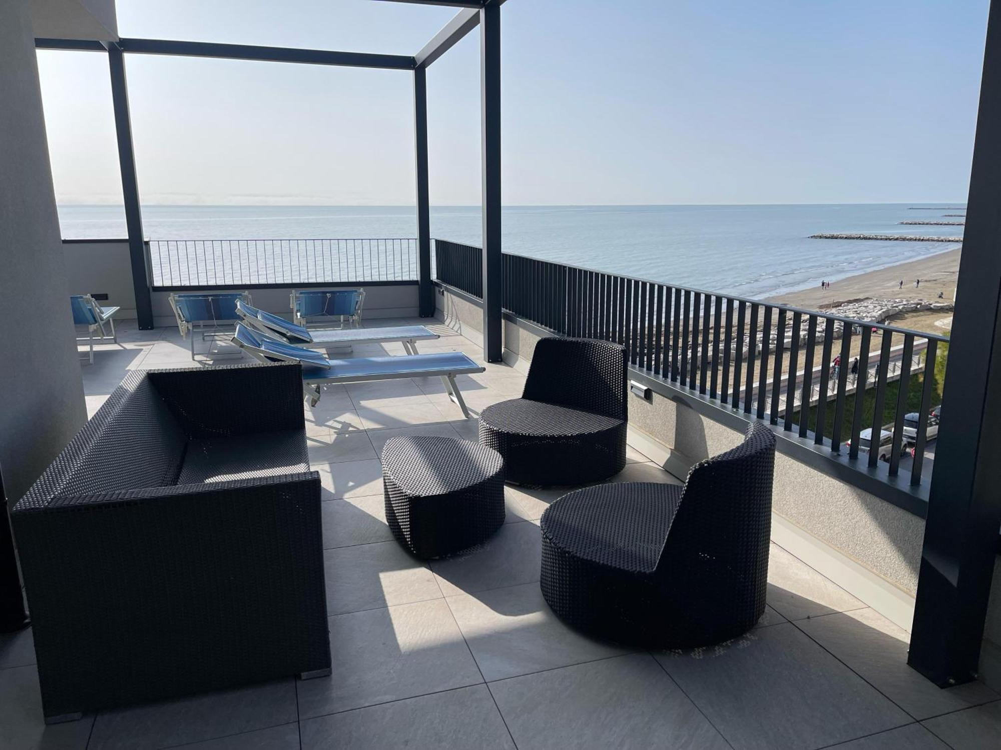Nuovo Residence Serenissima Frontemare - Agenzia Cocal Καόρλε Εξωτερικό φωτογραφία