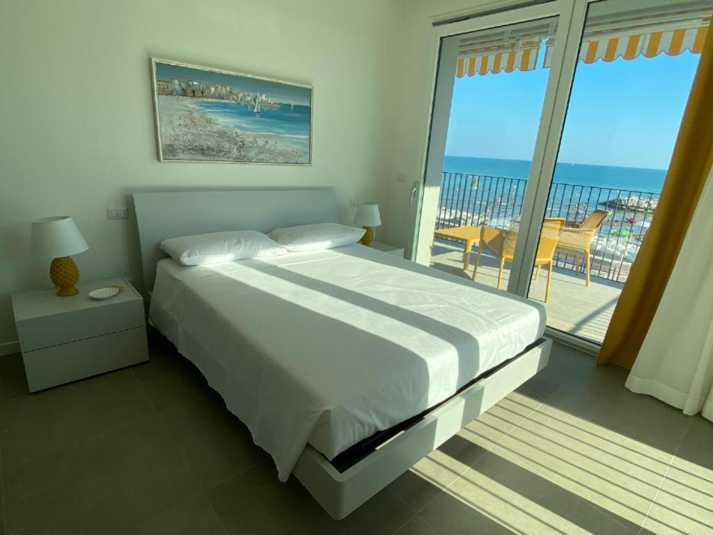 Nuovo Residence Serenissima Frontemare - Agenzia Cocal Καόρλε Εξωτερικό φωτογραφία